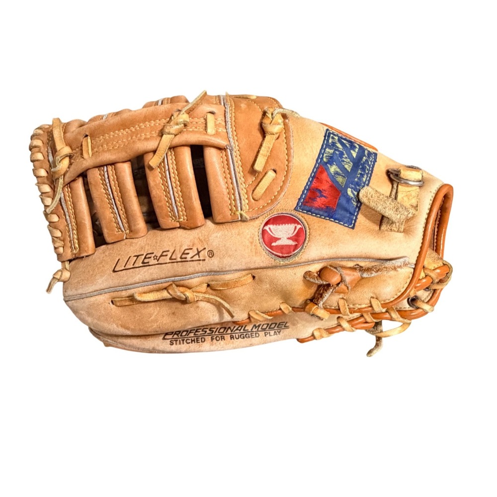 Mizuno Lite-Flex Professional Model Baseball‎ Glove MT2072 Tan Right Hand Throw
